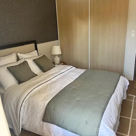 Lejlighedshotel Montana Reims 3*